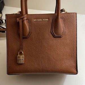 Tan Michael Kors crossbody bag